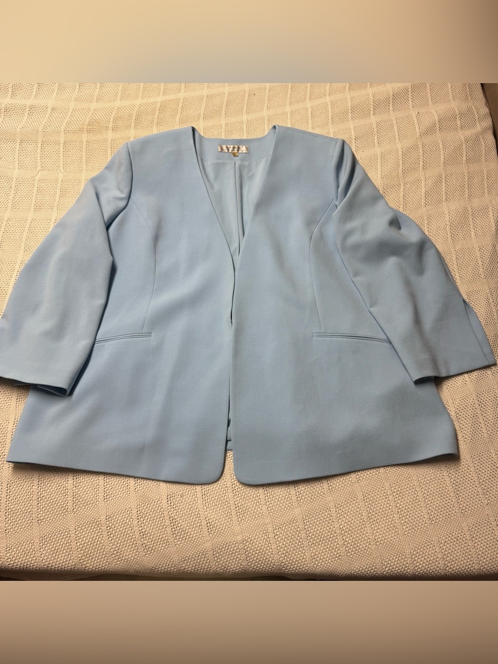 Tahari Light Blue Women's Open Front Blazer Jacket  w/ Arthur S. Levine